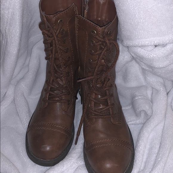 Boots - Picture 1 of 4